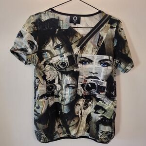 My Soul Graphic Newspaper Photographer Print Tshirt - Size S